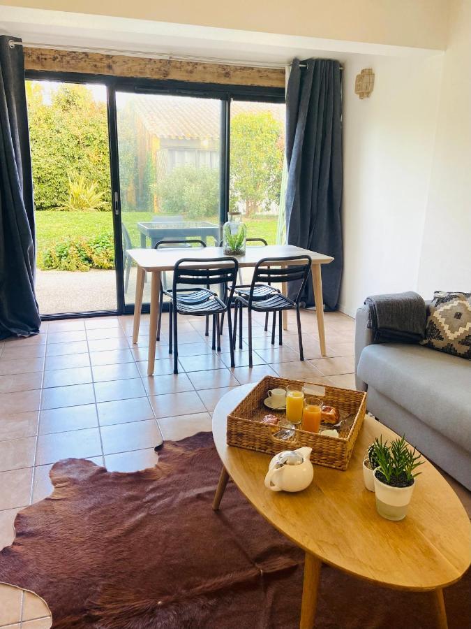 Appart dans résidence avec Piscine à Arles Extérieur photo