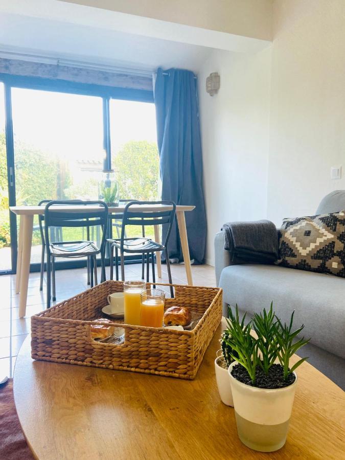 Appart dans résidence avec Piscine à Arles Extérieur photo